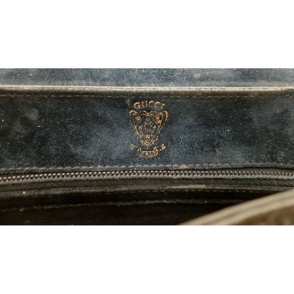 Gucci navy suede clutch w a wide navy leather accent strap - Picture 2 of 6